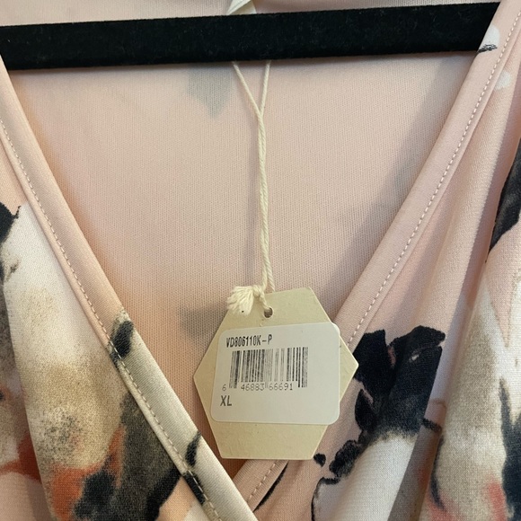 NWT Pinkblush Pink Floral Maternity Dress - Picture 2 of 3